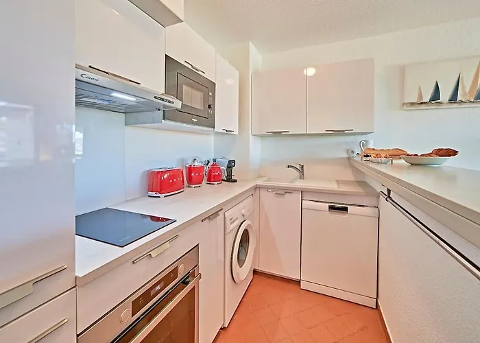 L'amourette - 4 Personnes - Piscine Parking Apartment *